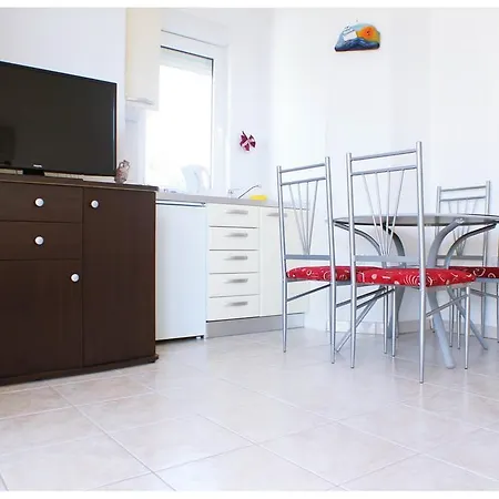 Razanj 11347a * Rogoznica (Sibenik-Knin)